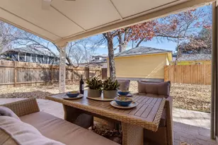 1605 S Austin Ave, Georgetown, TX 78626 - Photo 27