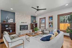 1605 S Austin Ave, Georgetown, TX 78626 - Photo 3