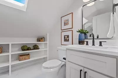 1605 S Austin Avenue, Georgetown, TX 78626 - Photo 25