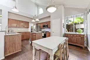 10906 Redgate Ln, Austin, TX 78739 - Photo 9