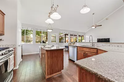 10906 Redgate Lane, Austin, TX 78739 - Photo 11