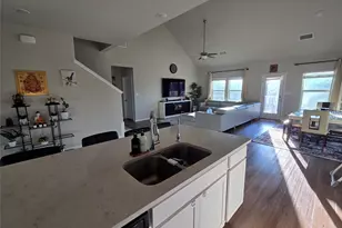 300 Windy Reed Rd, Hutto, TX 78634 - Photo 7