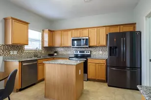 13504 Richard Nixon St, Manor, TX 78653 - Photo 11