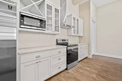 104 E 2nd Street #201, Taylor, TX 76574 - Photo 13