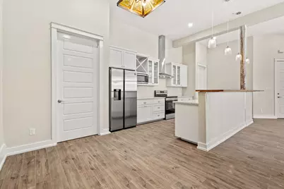 104 E 2nd Street #201, Taylor, TX 76574 - Photo 23