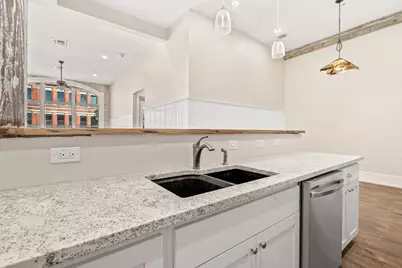 104 E 2nd Street #201, Taylor, TX 76574 - Photo 19