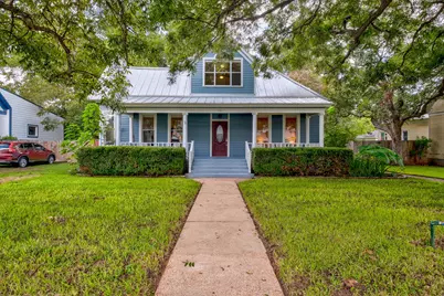 402 Hudgins Street, Smithville, TX 78957 - Photo 1