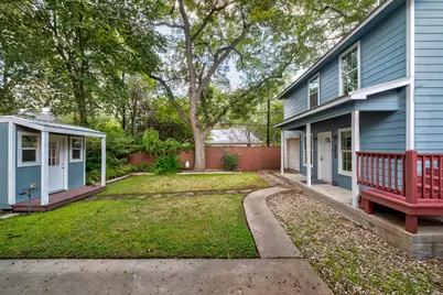 402 Hudgins Street, Smithville, TX 78957 - Photo 25