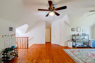 402 Hudgins St, Smithville, TX 78957 - Photo 23