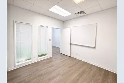 8500 Shoal Creek Boulevard #103, Austin, TX 78757 - Photo 11