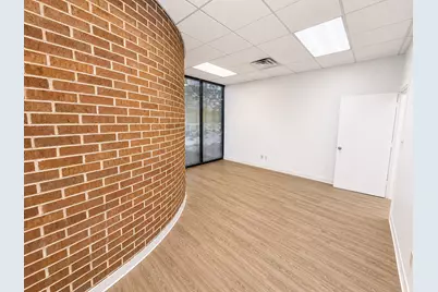 8500 Shoal Creek Boulevard #103, Austin, TX 78757 - Photo 17