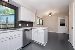 9207 Hunters Trace, Austin, TX 78758 - Photo 17