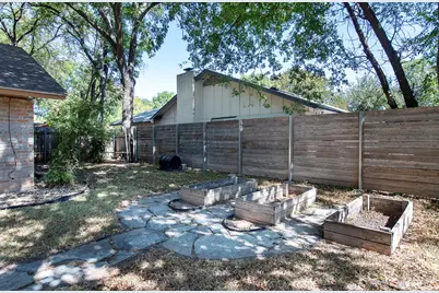 9207 Hunters Trace, Austin, TX 78758 - Photo 33