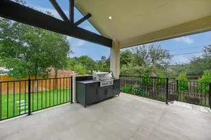 913 Presa Arriba Rd, Austin, TX 78733 - Photo 25