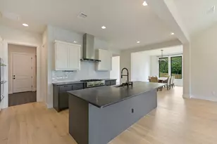 913 Presa Arriba Rd, Austin, TX 78733 - Photo 7