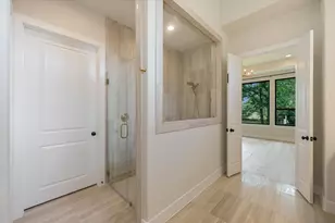 913 Presa Arriba Rd, Austin, TX 78733 - Photo 19