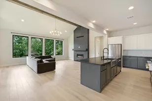 913 Presa Arriba Rd, Austin, TX 78733 - Photo 11