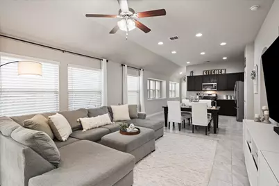 305 Hay Barn Street, San Marcos, TX 78666 - Photo 5