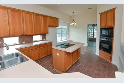 1806 Chasewood Drive, Austin, TX 78727 - Photo 7