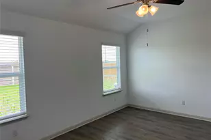 309 Mulberry Crk Ln, Hutto, TX 78634 - Photo 7