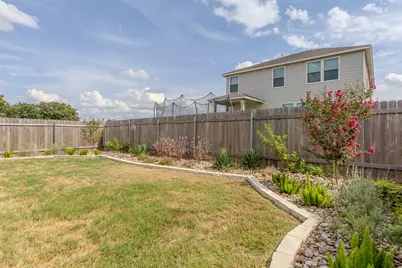 236 Colonel McNally Loop, Jarrell, TX 76537 - Photo 17