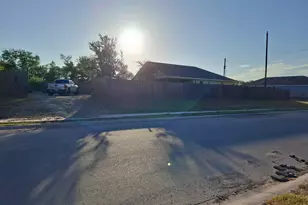 102 Sunflower rd, Dale, TX 78616 - Photo 3
