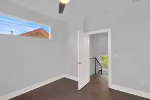 6902 Carver Ave, Austin, TX 78752 - Photo 25
