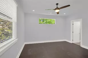 6902 Carver Ave, Austin, TX 78752 - Photo 17