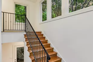 1704 Travis Heights Blvd, Austin, TX 78704 - Photo 17