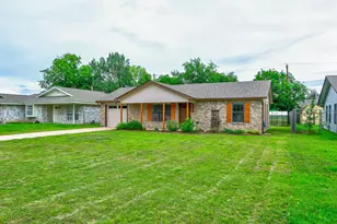 506 West St, Hutto, TX 78634 - Photo 3