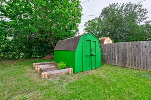 506 West St, Hutto, TX 78634 - Photo 27
