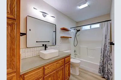 506 West Street, Hutto, TX 78634 - Photo 11