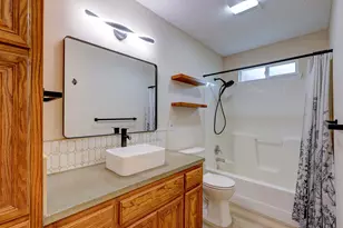506 West St, Hutto, TX 78634 - Photo 11