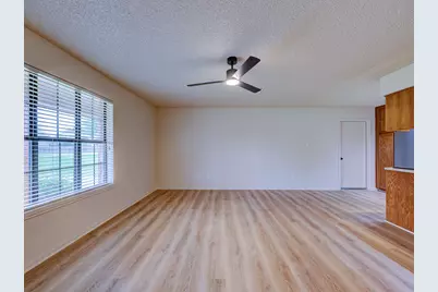 506 West Street, Hutto, TX 78634 - Photo 5