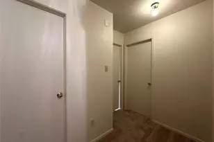 2203 Creekside Ln, Georgetown, TX 78626 - Photo 9