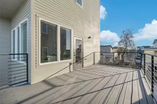 2309 Montopolis Dr, Austin, TX 78741 - Photo 9