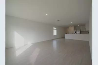 337 Rancho Del Cielo Loop, Jarrell, TX 75637 - Photo 7