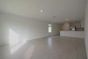 337 Rancho Del Cielo Loop, Jarrell, TX 75637 - Photo 7