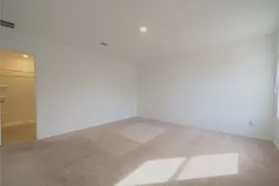 337 Rancho Del Cielo Loop, Jarrell, TX 75637 - Photo 3