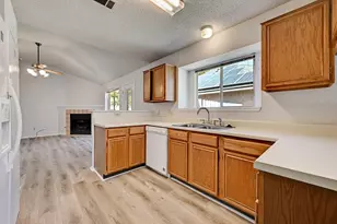 4608 Castleman Dr, Austin, TX 78725 - Photo 9