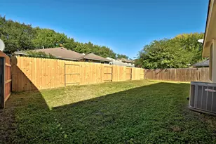 4608 Castleman Dr, Austin, TX 78725 - Photo 29
