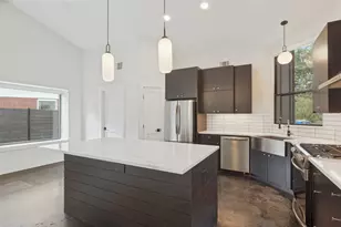 8105 Red Rock Cove, Austin, TX 78749 - Photo 7
