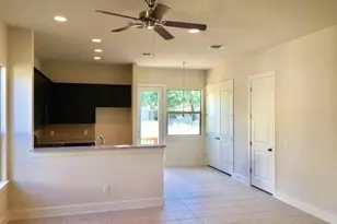 2213 Katy Ln, Georgetown, TX 78626 - Photo 3