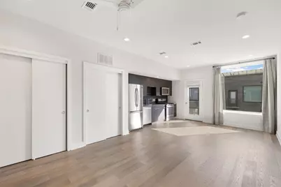 1800 E 4th Street #327, Austin, TX 78702 - Photo 13