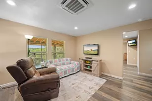 6925 White Hills Ln, Marble Falls, TX 78654 - Photo 5