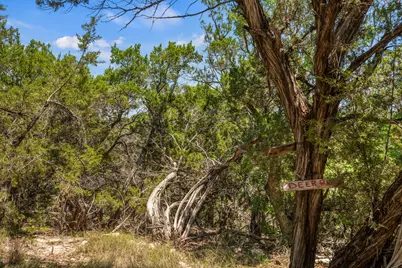 6925 White Hills Lane, Marble Falls, TX 78654 - Photo 17