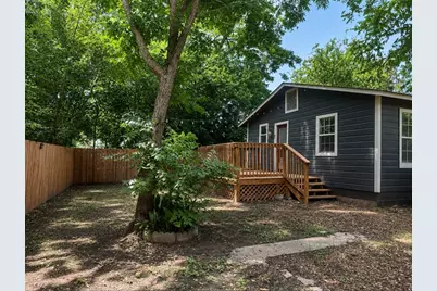 517 W Martin Luther King Drive, San Marcos, TX 78666 - Photo 13