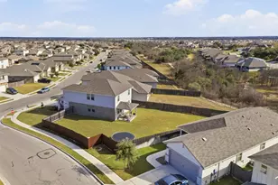 431 Dipprey Ln, Georgetown, TX 78628 - Photo 5