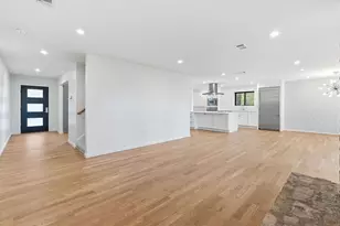 2114 Wychwood Dr, Austin, TX 78746 - Photo 15