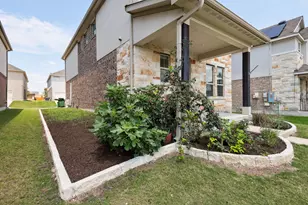 2204 Land Grant Wy, Round Rock, TX 78664 - Photo 3